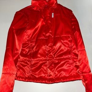 Used NIKE Women's RED Puff Jacket Size (S/P) 4-6 - Removable Sleeves w/Hoodie